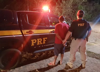 Acusado de homicídio duplamente qualificado é preso pela na BR 222