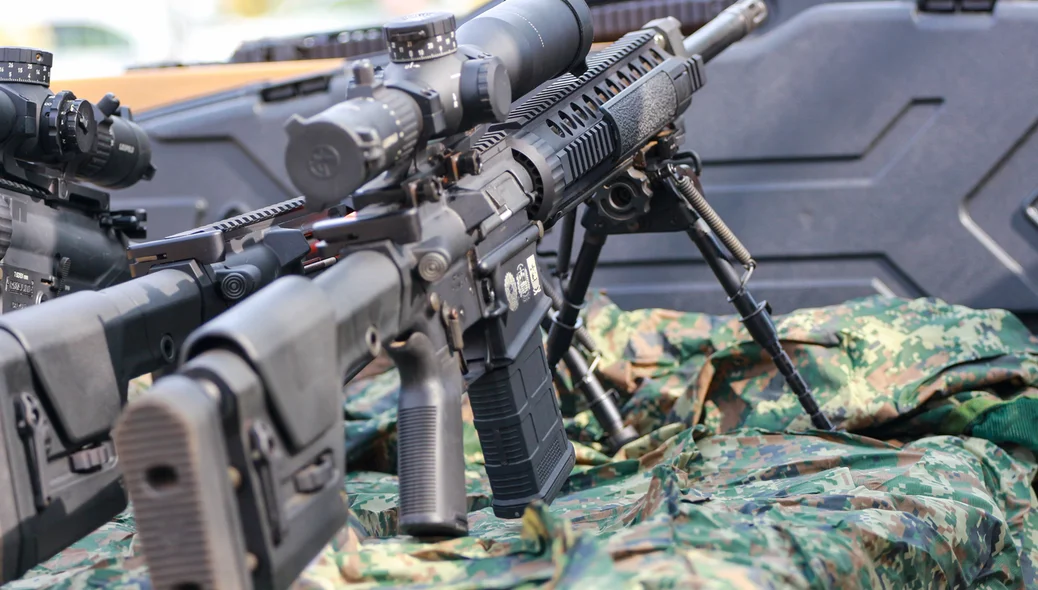 Fuzil sniper entregue a Polícia Militar 