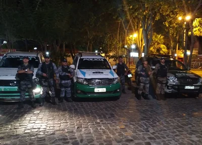 Equipe de reforço policial na cidade de Barras