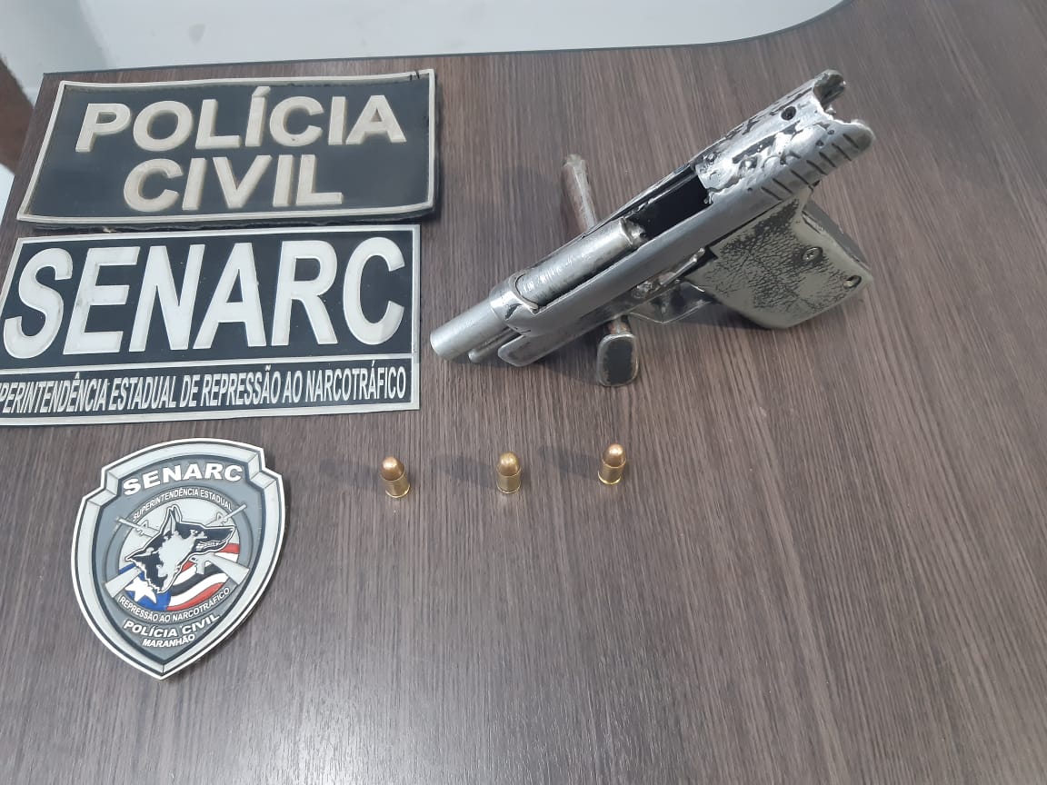 Arma de fogo apreendida pelos policiais do DENARC