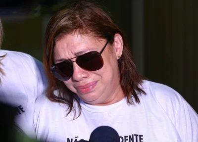 Vânia Carvalho chorou muito na audiência