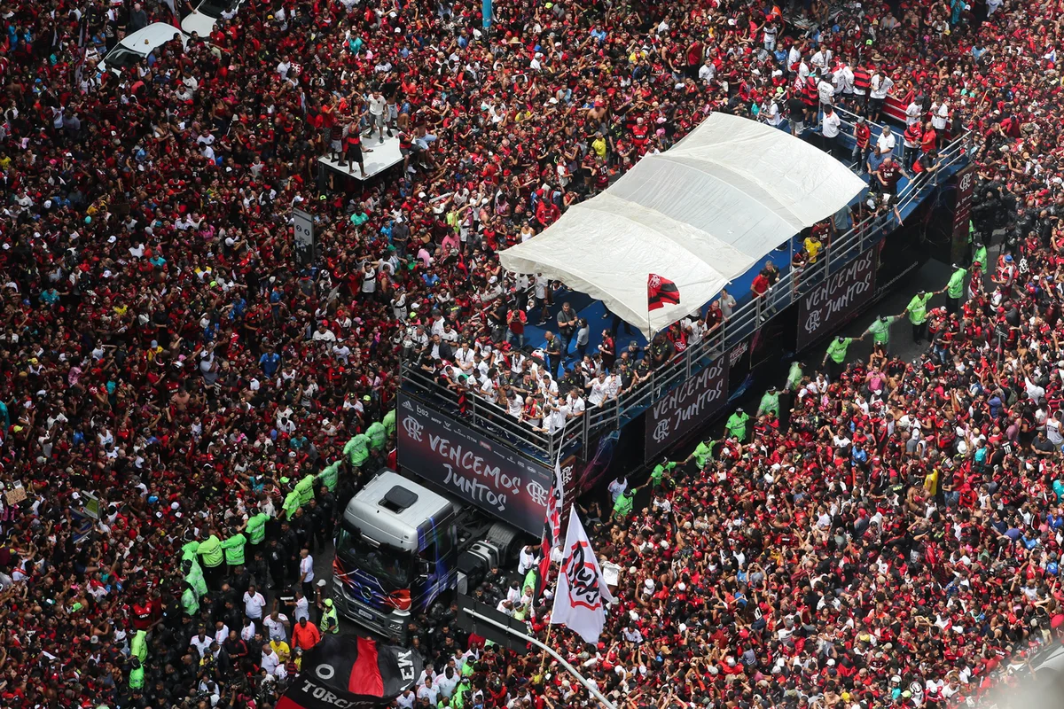 Flamenguistas, agora que os torcedores de 2019 sumiram, o que acham dessa  declaração? : r/futebol