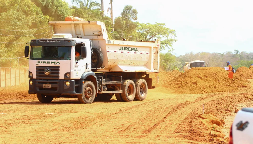 A Construtora Jurema é a terceira construtora contratada para a obra 