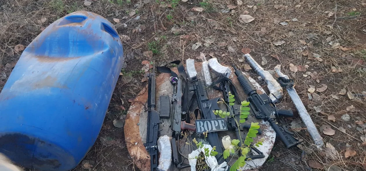 Material encontrado em uma das propriedades rurais