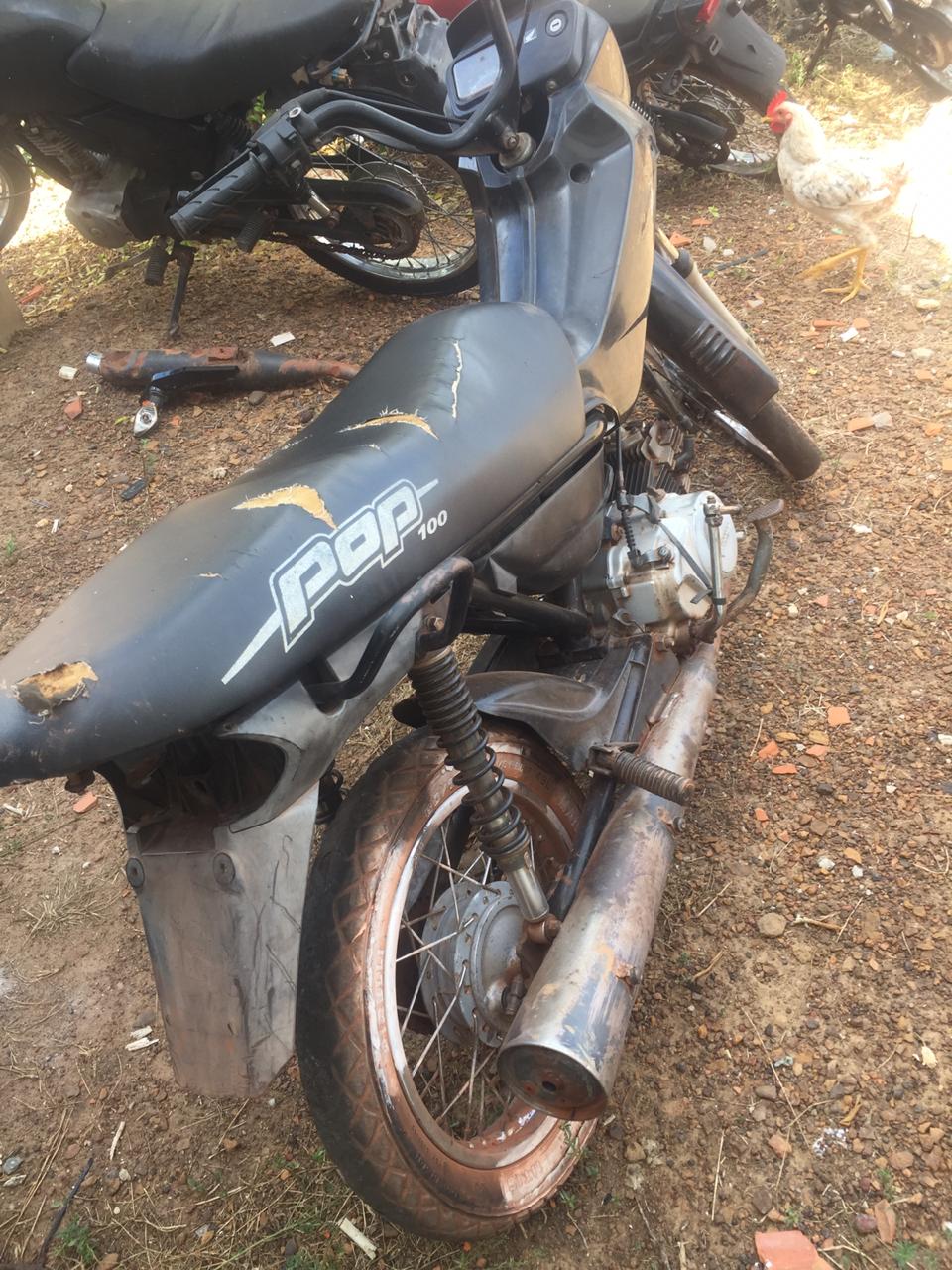 Moto foi apreendida pela PM em Campo Largo