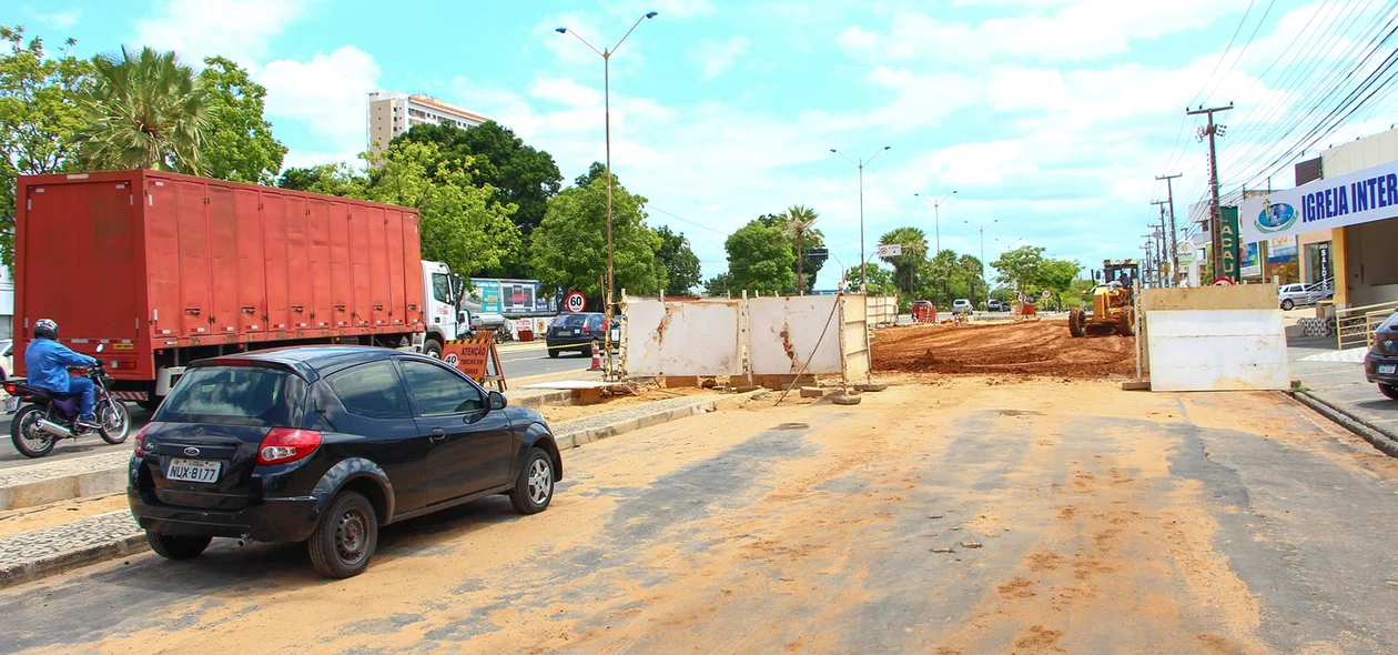 Parte de baixo da Av. João XIII poderá ser liberada até o final da semana 