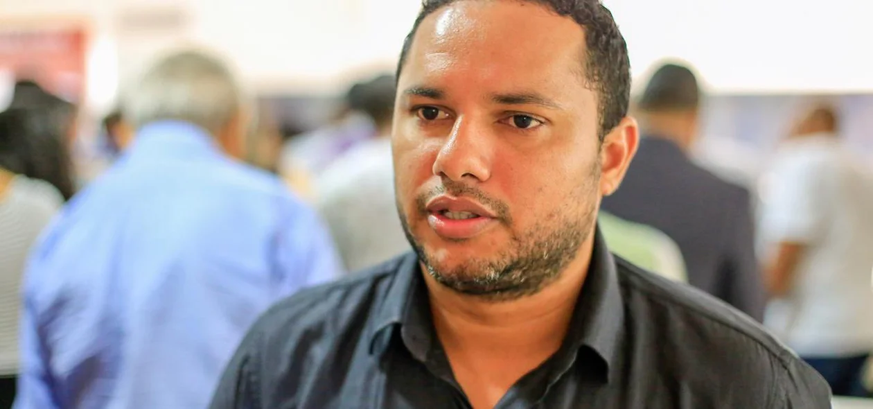Fernando Gabriel, auxiliar de serviços gerais