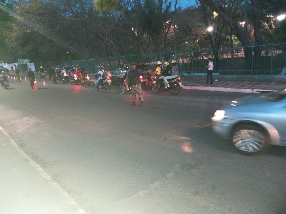 Abordagem durante a Operação Zona Norte Segura