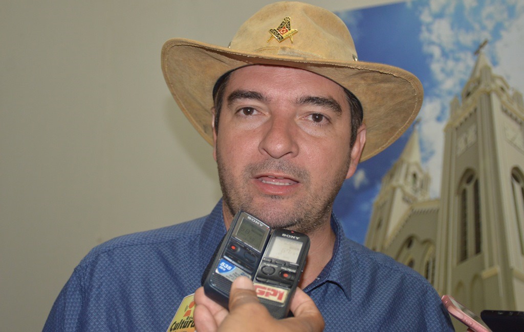 Iata Rodrigues continua no comando da Secretaria de Cultura