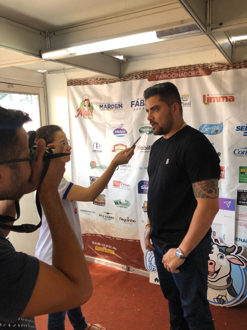 Empresário Thiago Duarte marca presença na 29ª Festa do Leite