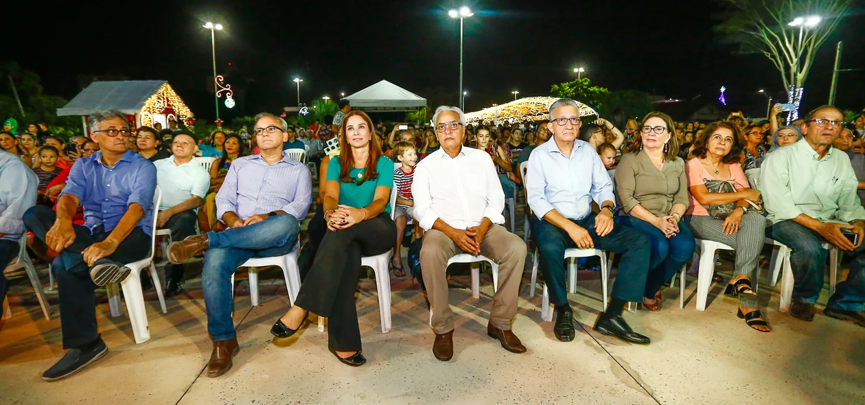 Autoridades presente no parque da cidadania 