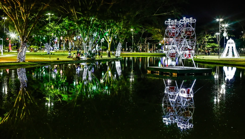 Decoração de Natal no Parque da Cidadania