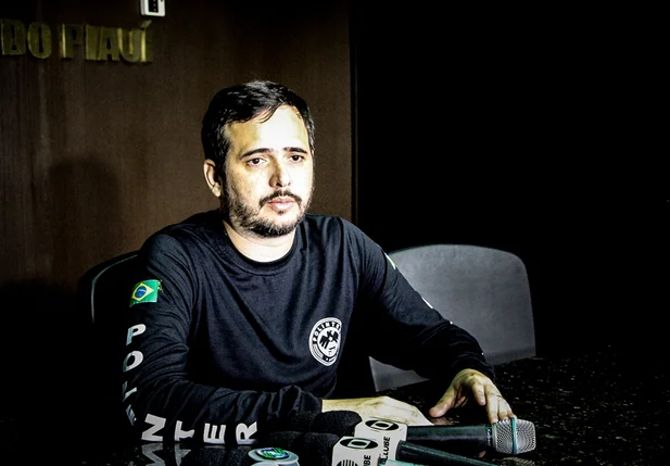 Delegado Everton Férrer