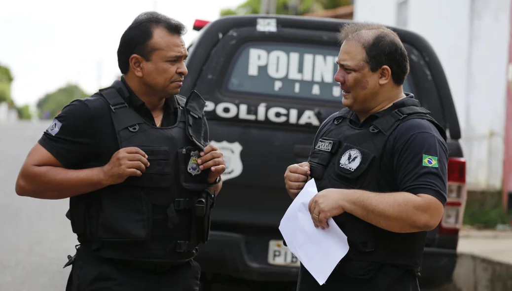 Fábio Abreu e Luccy Keiko participam de operação da Polinter