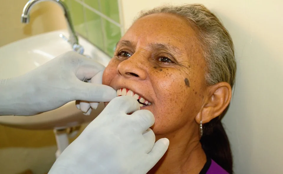 Prefeitura de Joaquim Pires entrega a primeira etapa de próteses dentarias 