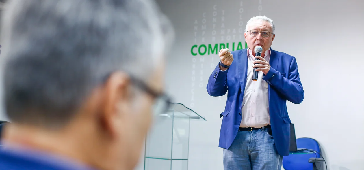 Nonato Castro concedeu uma coletiva 