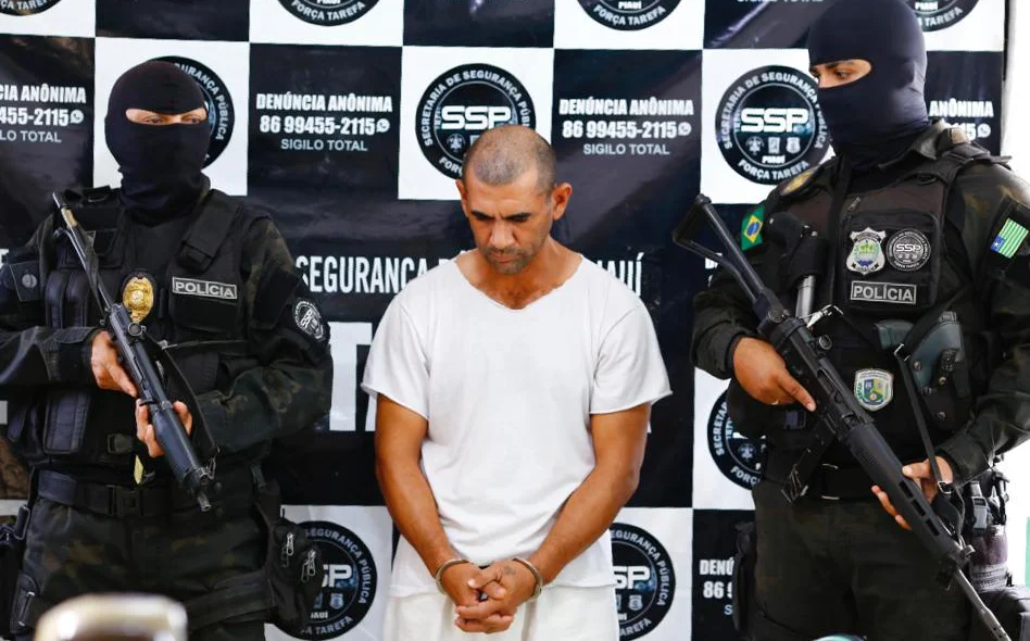 Alexandre dos Santos Gomes foi apresentado na Secretaria de Segurança Pública