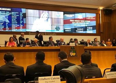 Participaram do evento o governador Wellington Dias (PT), o senador Élmano Férrer (Podemos) e o secretário de Segurança Fábio Abreu (PL)
