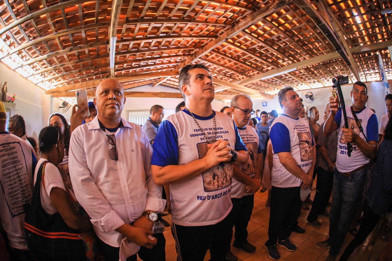 Ciro Nogueira celebra Nossa Senhora da Conceição