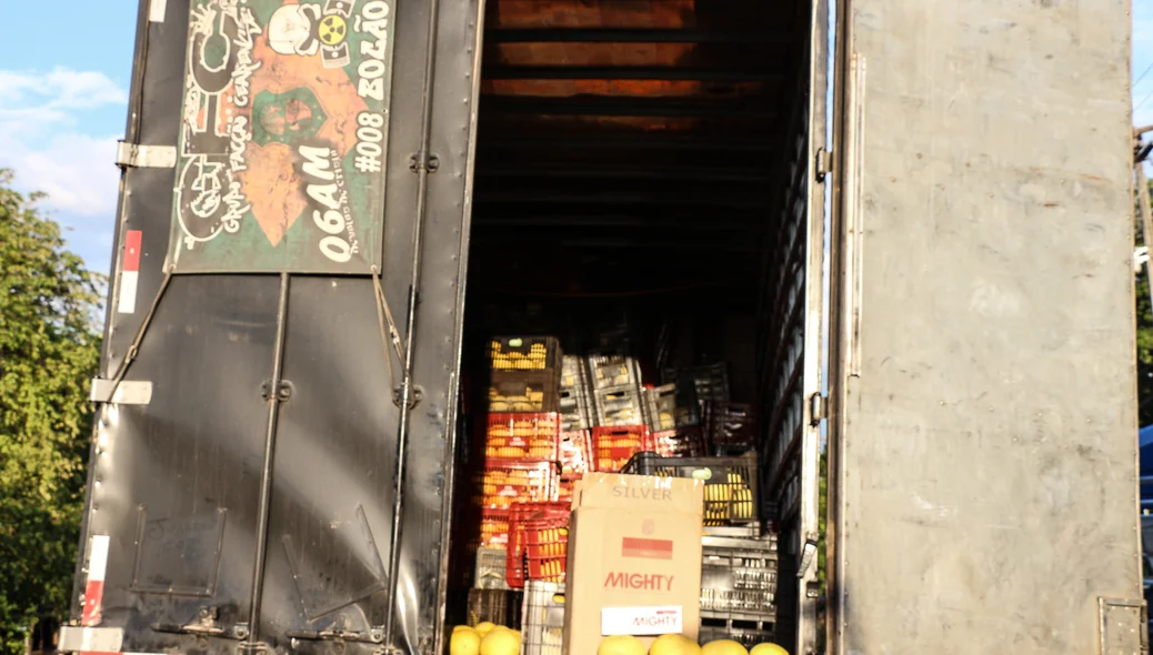 PRF apreende carga de cigarro no valor de R$ 1 milhão 