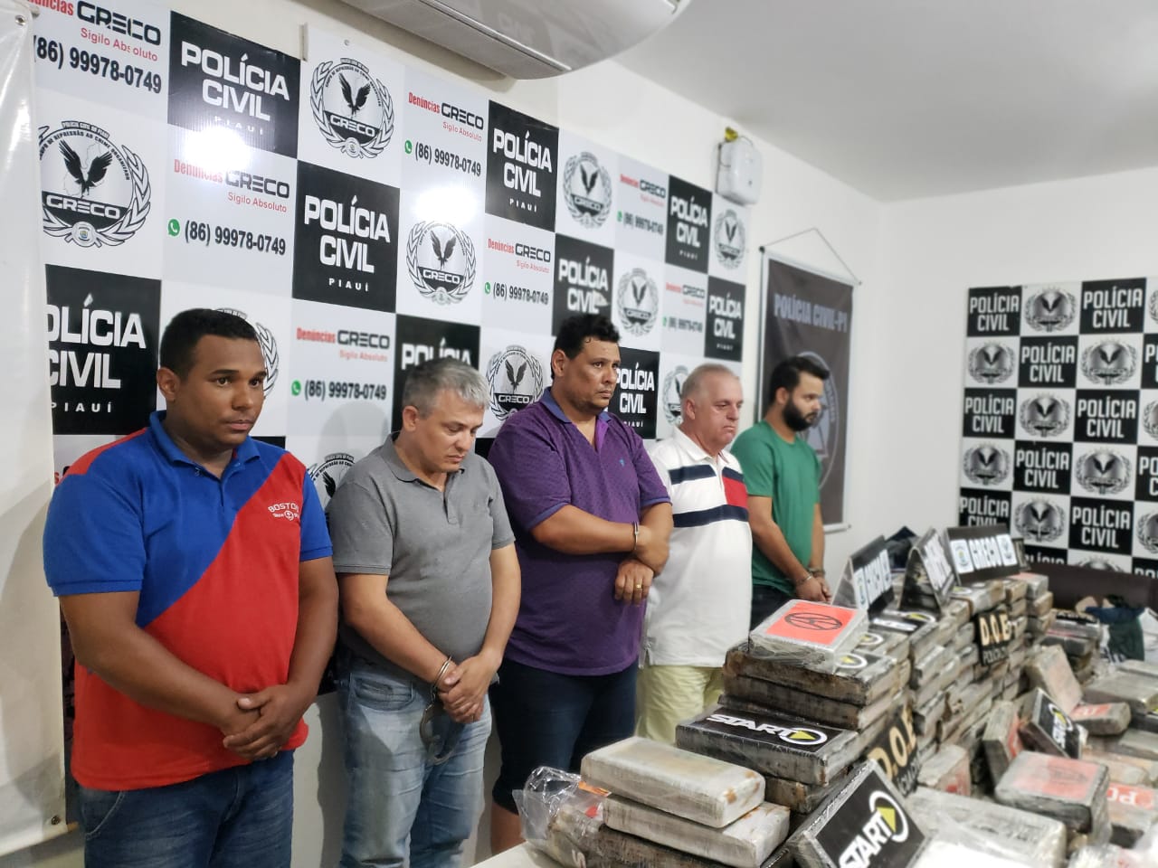 Suspeitos presos pelo GRECO com cocaína em Teresina