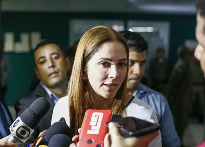 Deputada estadual Lucy Soares 