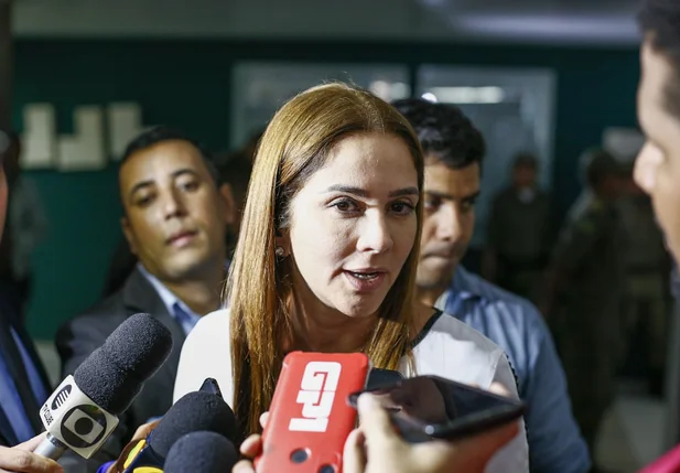 Deputada estadual Lucy Soares 