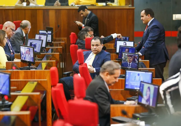 Plenário da Alepi
