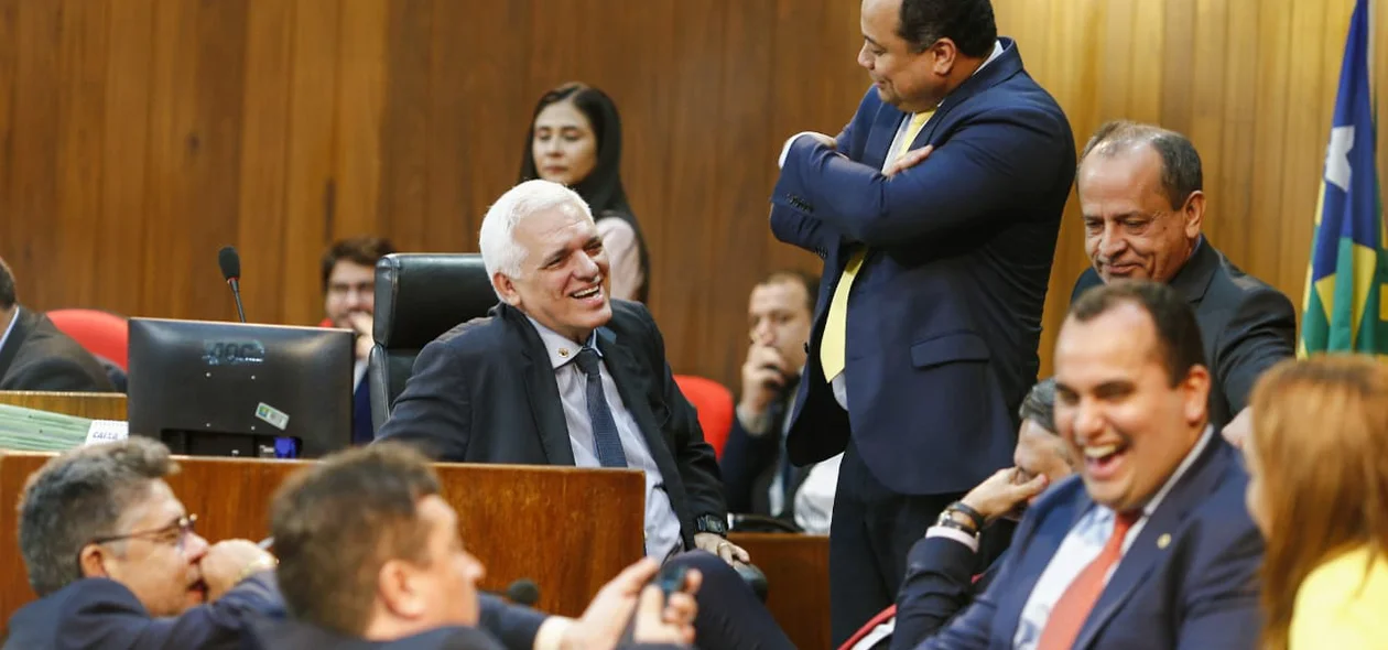 Themístocles Filho comemorou resultado da votação