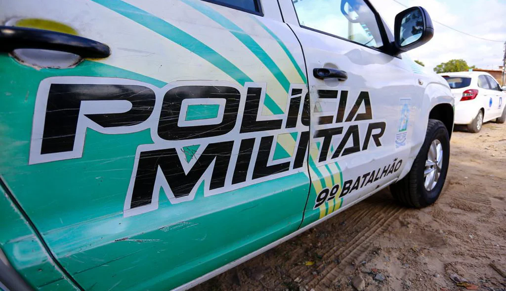 Viatura do 9º Batalhão de Polícia Militar 