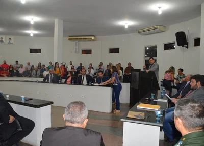 Sessão solene em homenagem ao Dia do Engenheiro