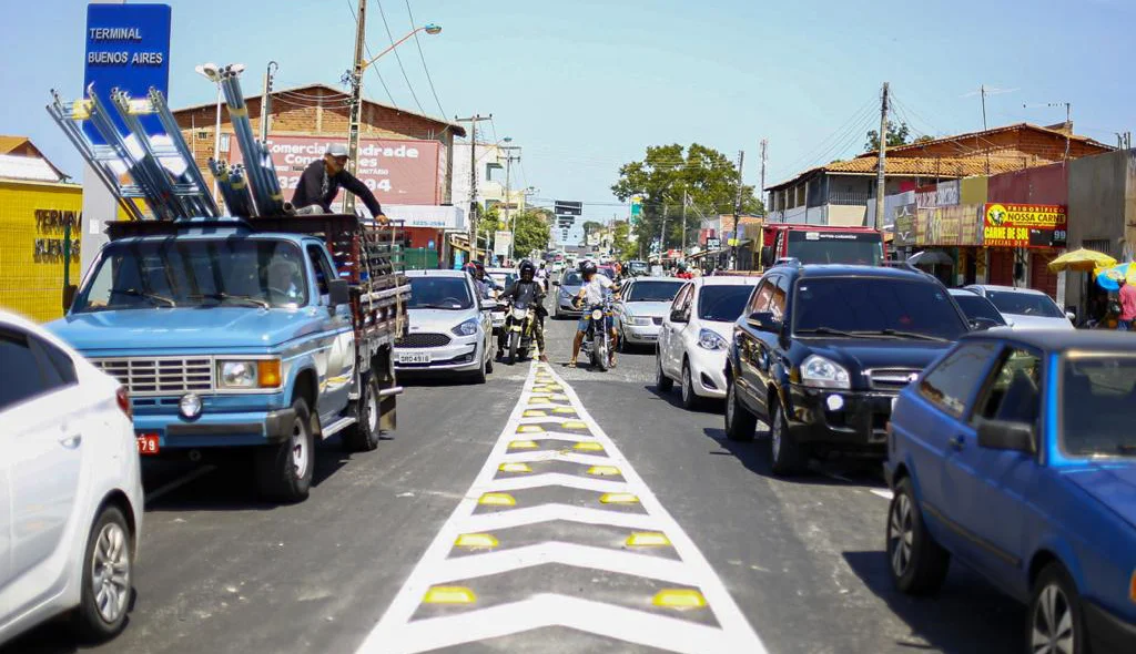 Agora quem vem pela Jerumenha para ter acesso a Duque de Caxias terá apenas uma faixa