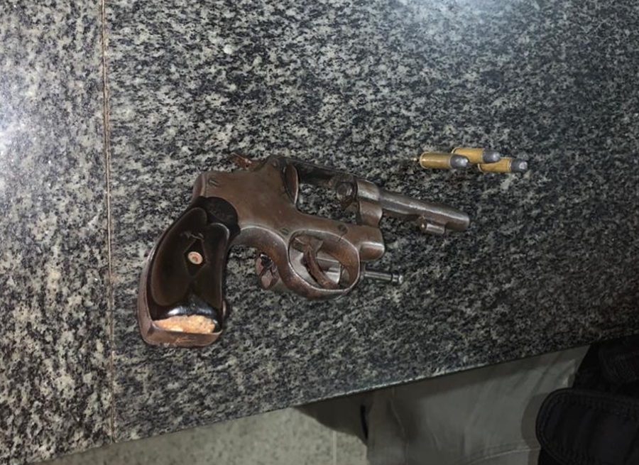 Arma apreendida pela PM de Cocal de Telha