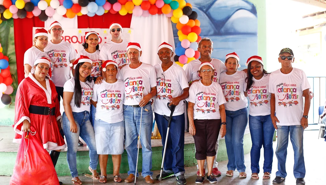 Projeto Faça uma Criança sorrir 