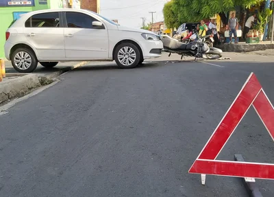 Trânsito ficou lento após a colisão