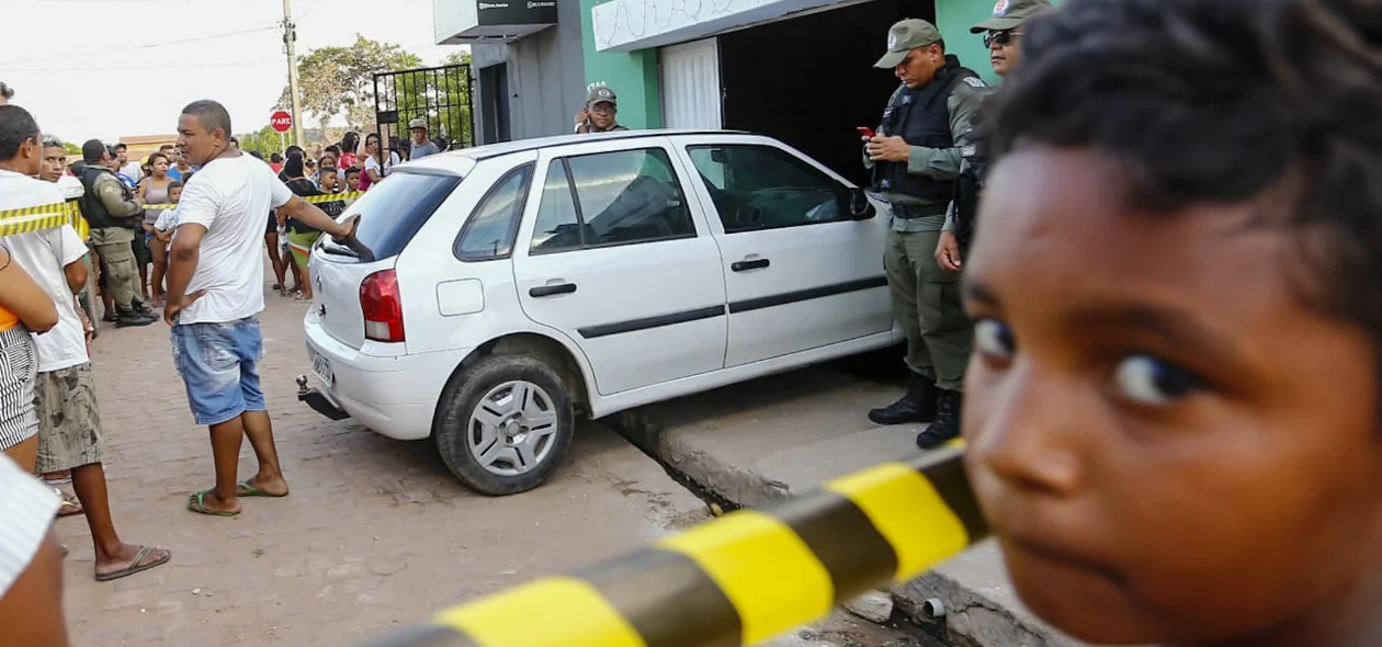 Duplo homicídio em barbearia no Anita Ferraz