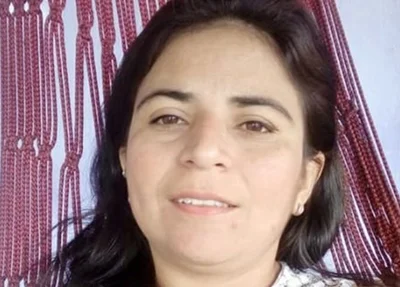 Ana Cláudia dos Santos Barros