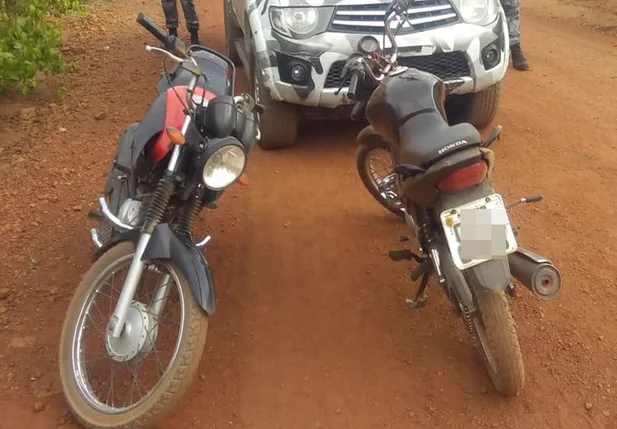 Motocicletas recuperadas em Floriano