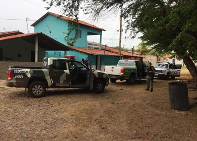 Equipes da Polícia Militar em Luís Correia