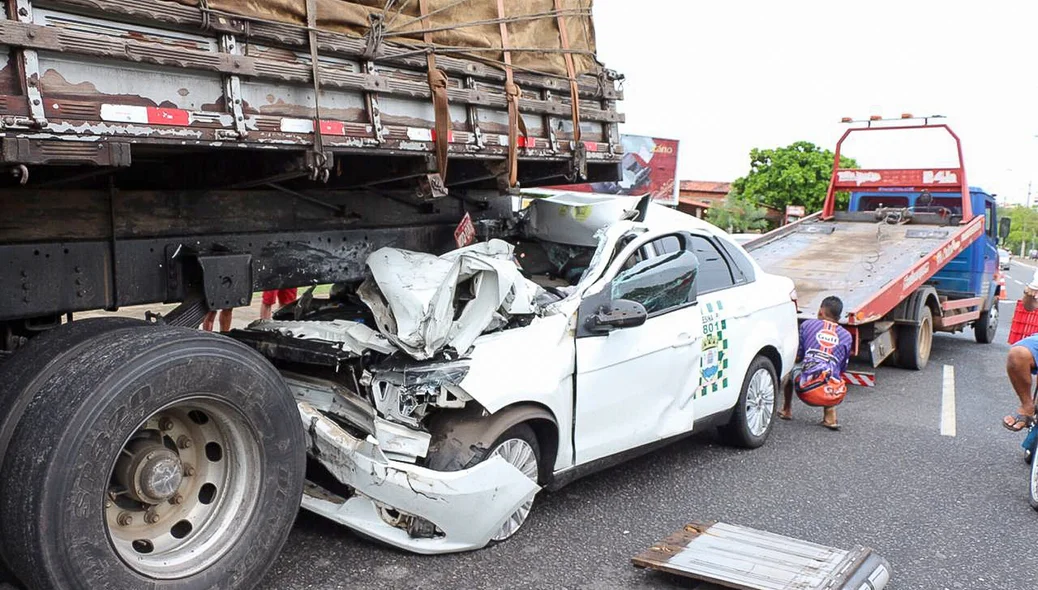 O acidente aconteceu na Avenida Marechal Castelo Branco