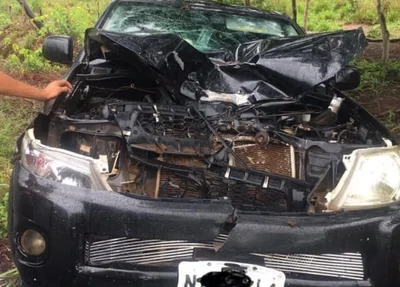 Carro do cantor Jonas Filho