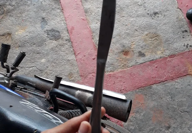Faca apreendida pela polícia