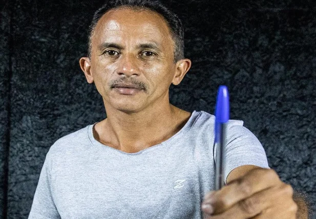 Cantor Manoel Gomes
