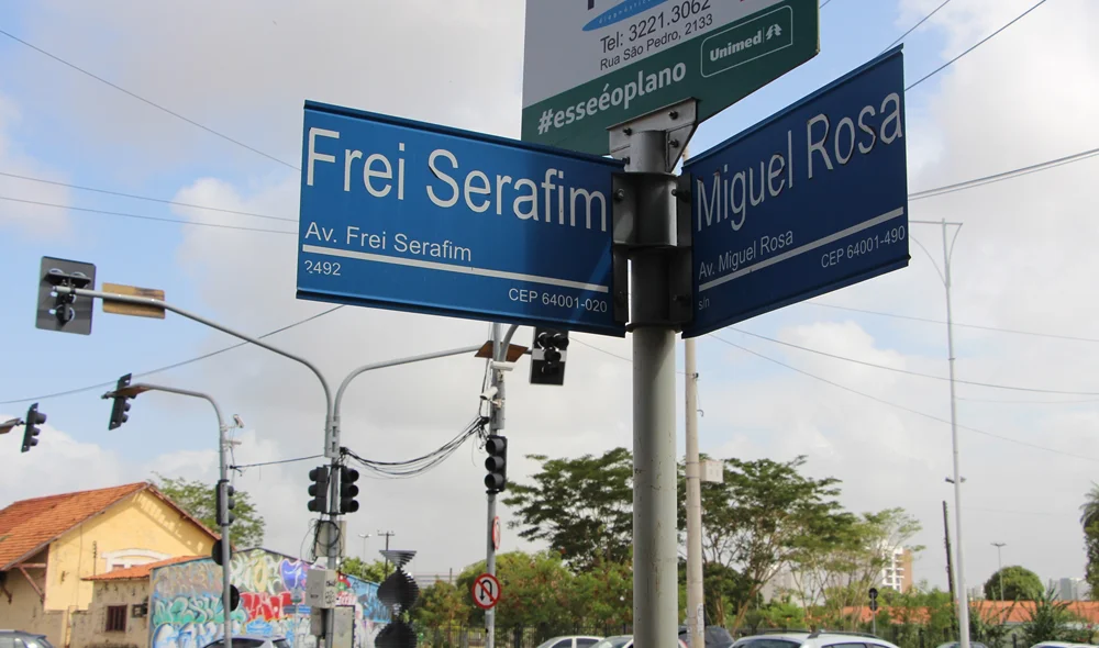 Cruzamento das avenidas Miguel Rosa e Frei Serafim
