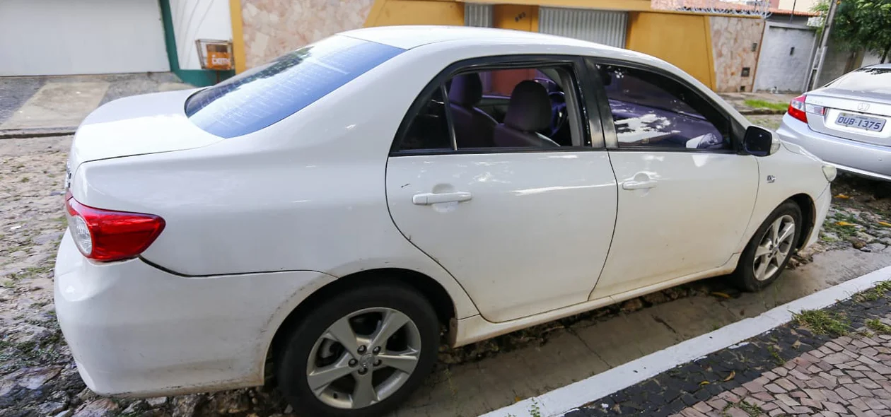Carro arrombado