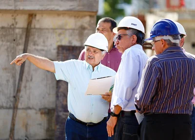 Senador Elmano Férrer visita obra de construção do Viaduto do Mercado do Peixe