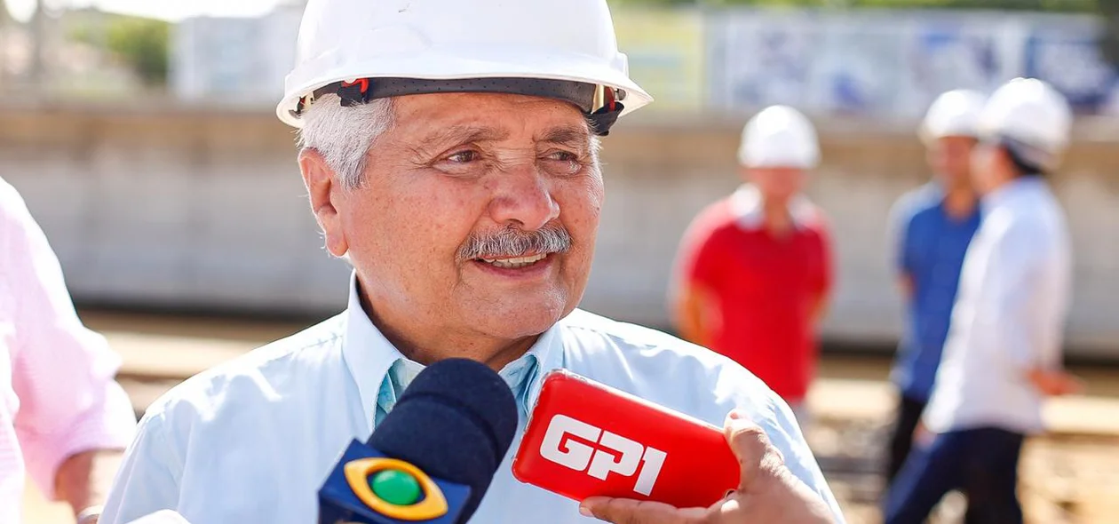 Senador Elmano Férrer
