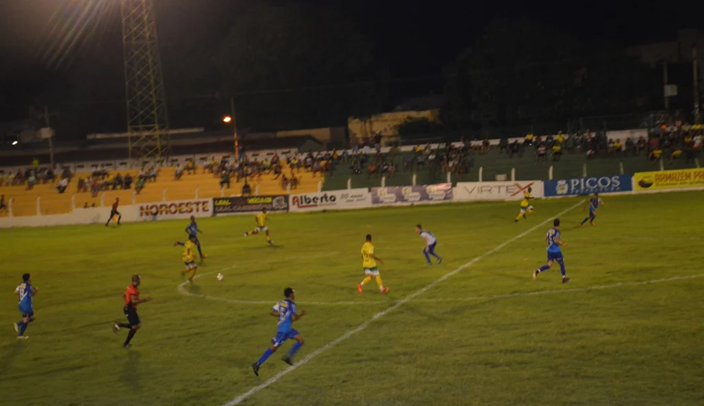 Time do Picos foi superior em campo