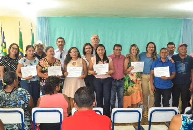 Genival Bezerra empossa novos conselheiros tutelares