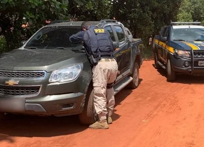 Carro roubado em Pernambuco é localizado pela PRF-PI